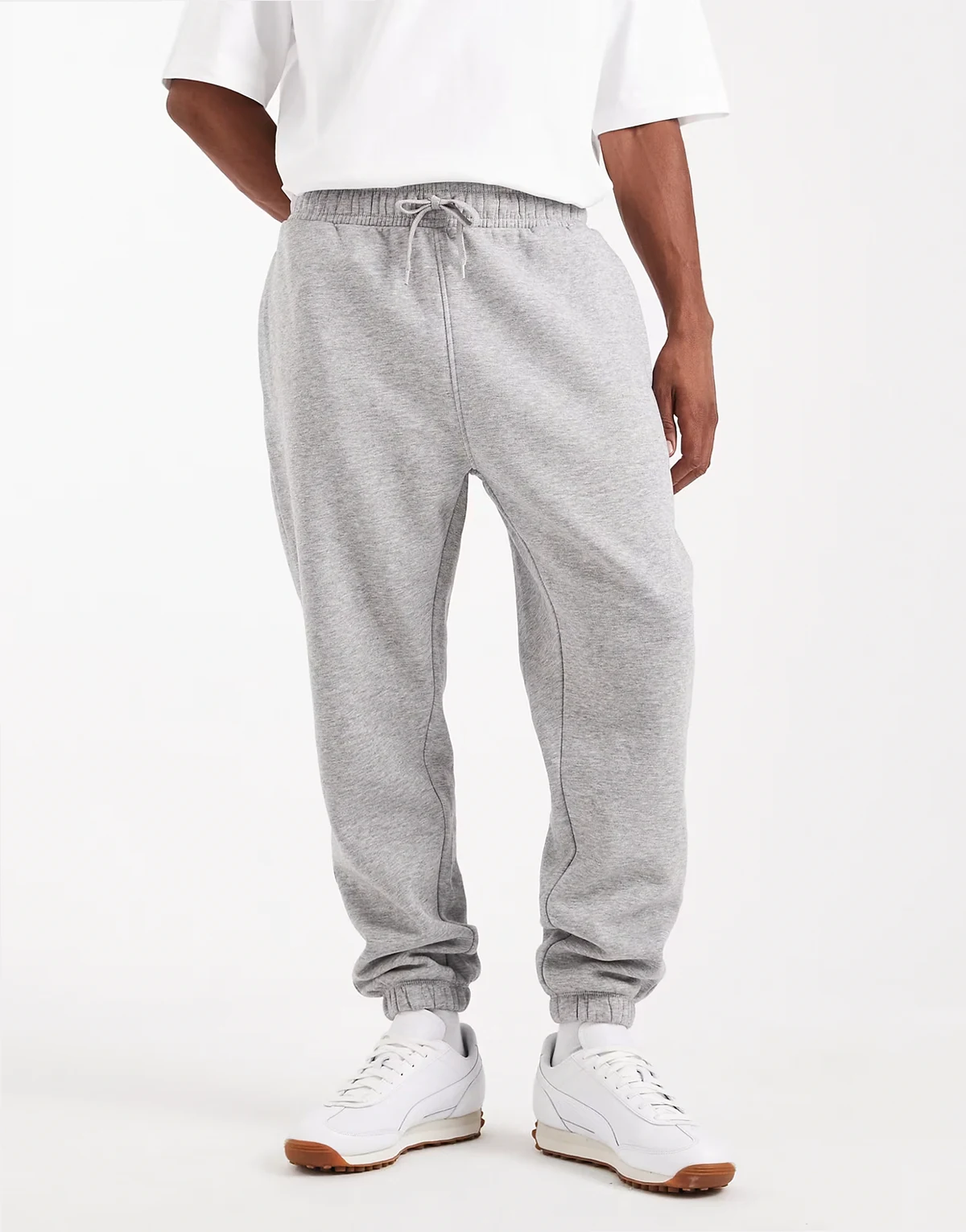 essential tapered sweatpants in gray heather