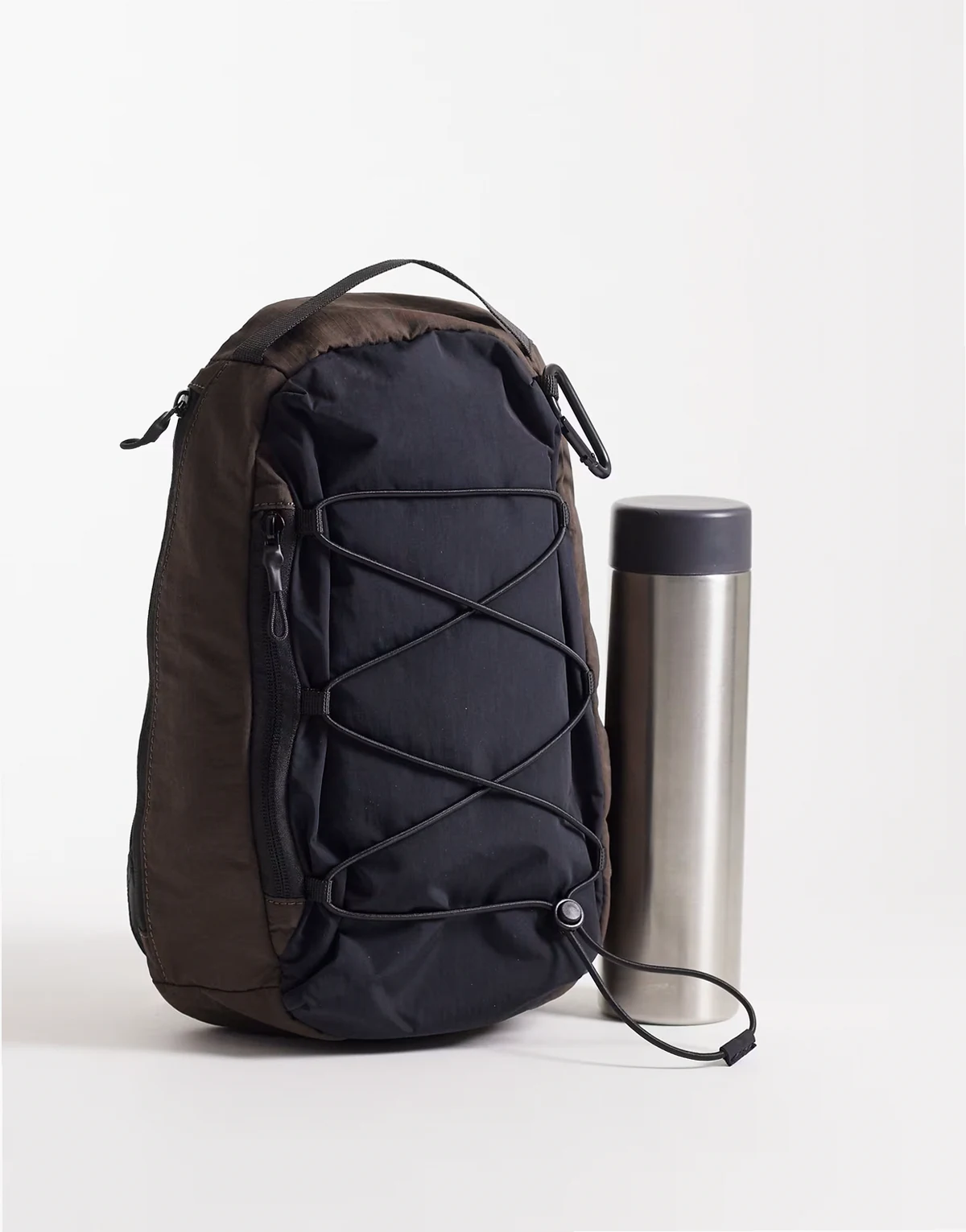 – Rucksack in Schwarz mit Tunnelzug