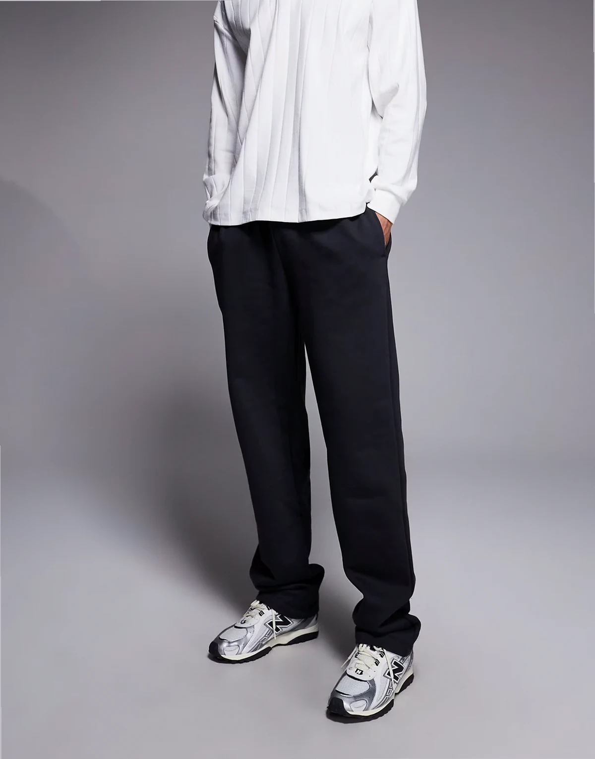 premium heavyweight straight leg sweatpants in 400gsm in charcoal