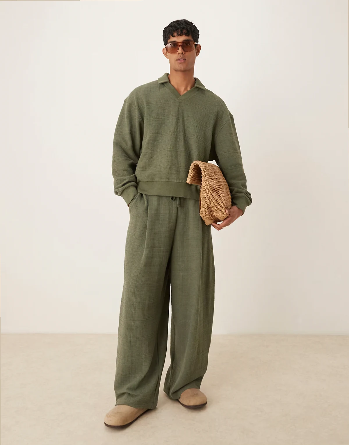 loose linen look sweatpants in khaki