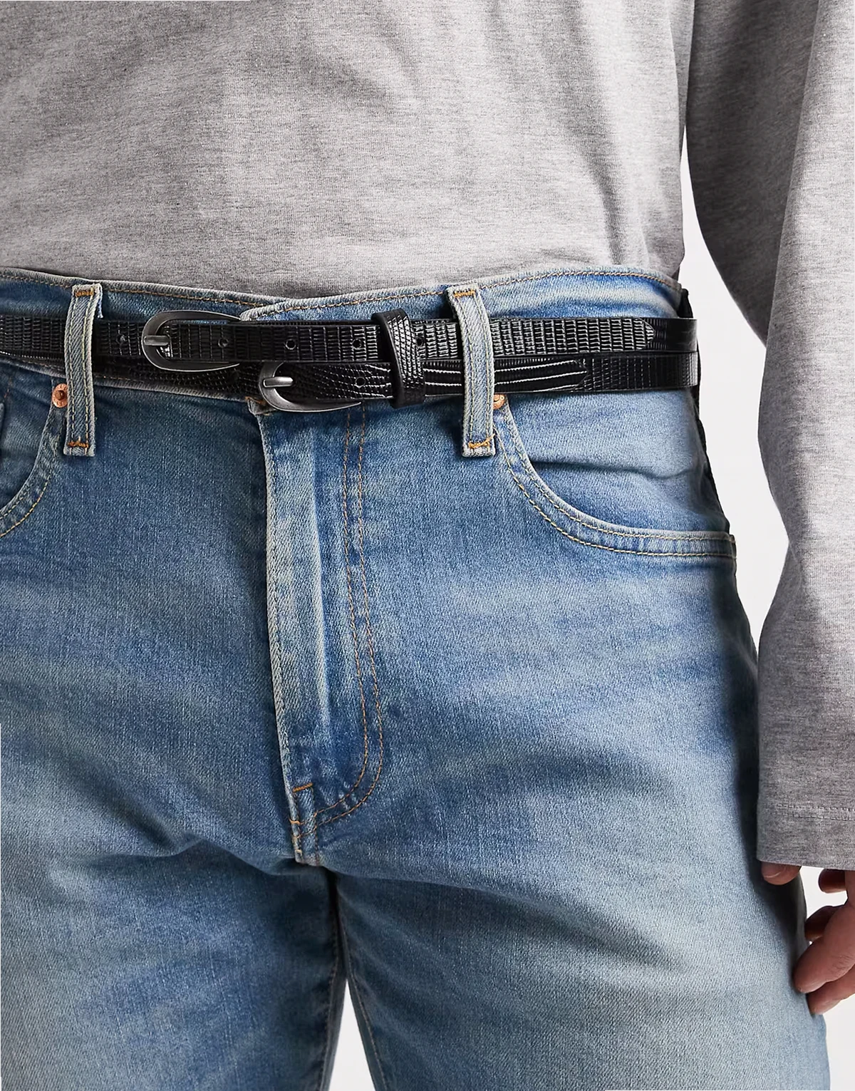 – Czarny wąski podwójny pasek z imitacji skóry krokodyla