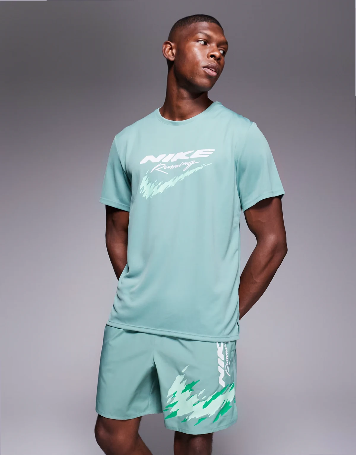 Miler logo t-shirt in green