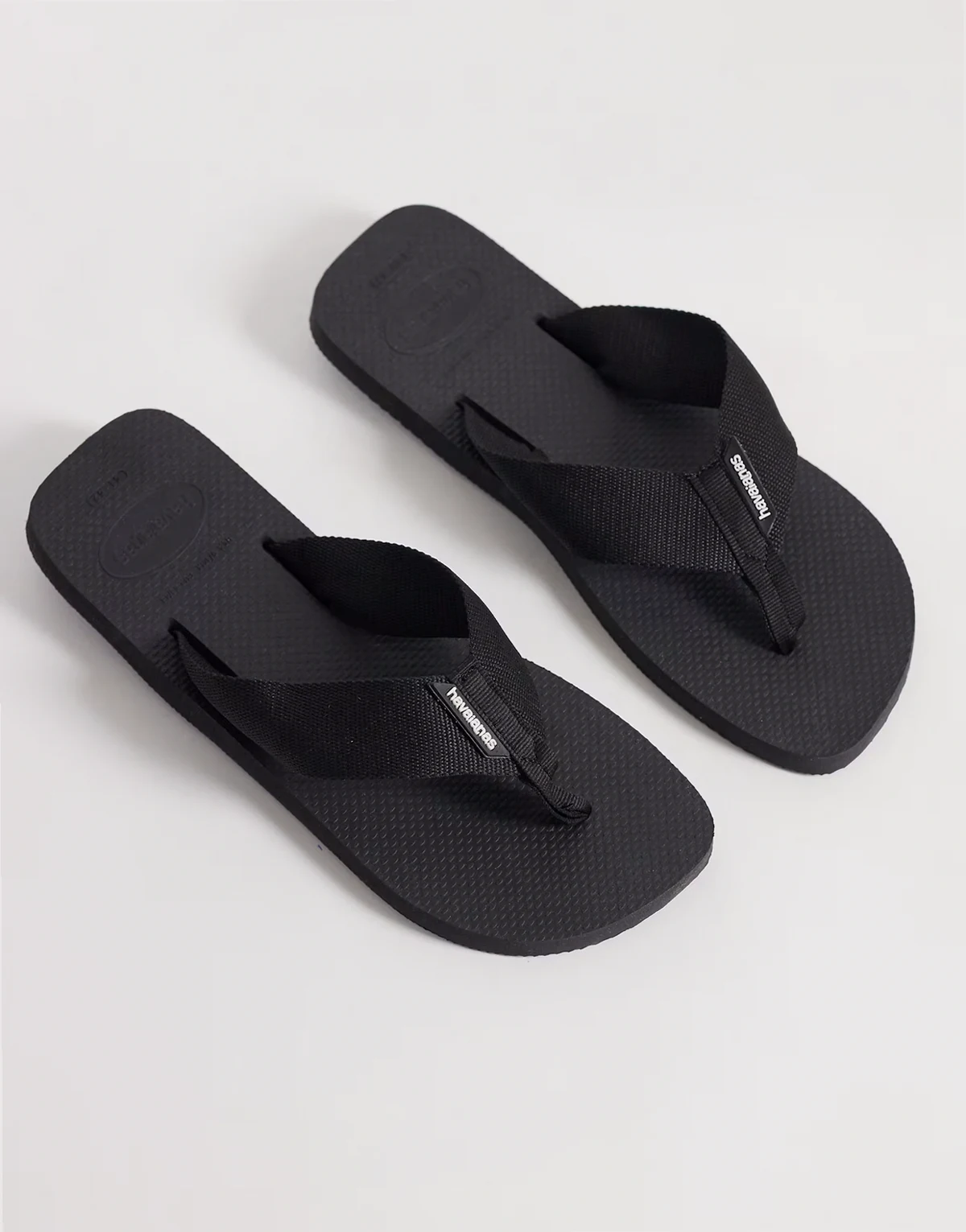 urban basic slides in black