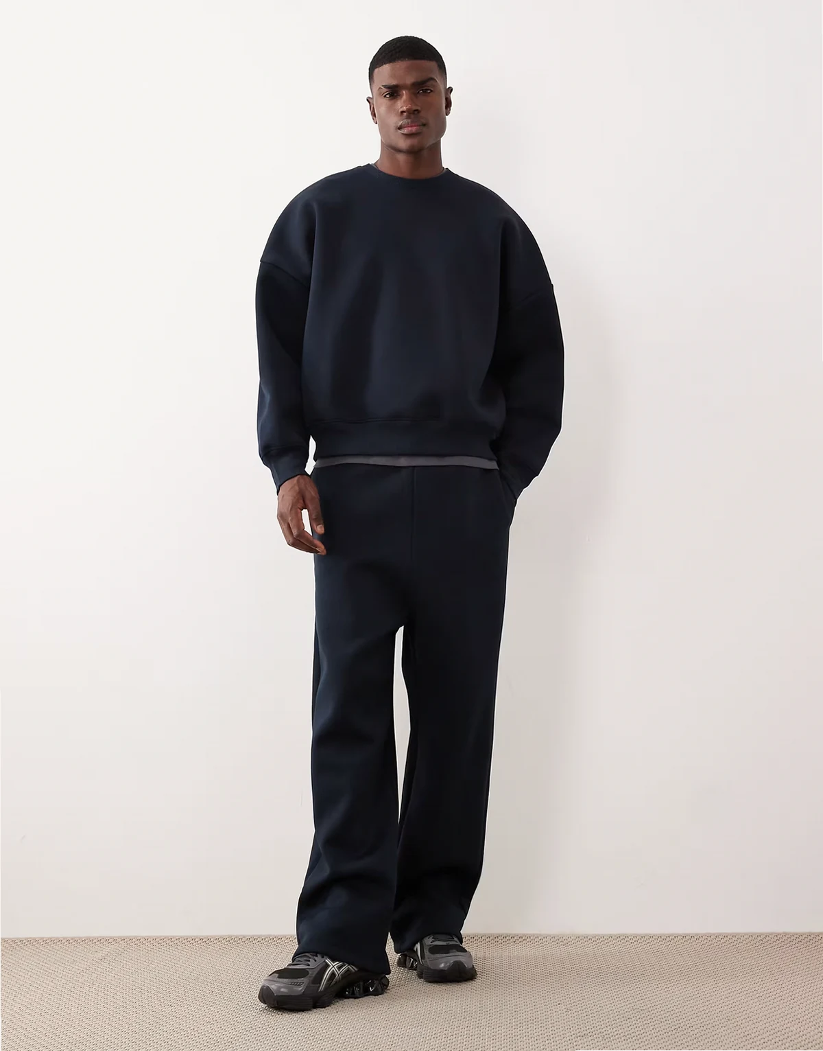 heavyweight wide leg sweatpants in scuba-style fabric in navy