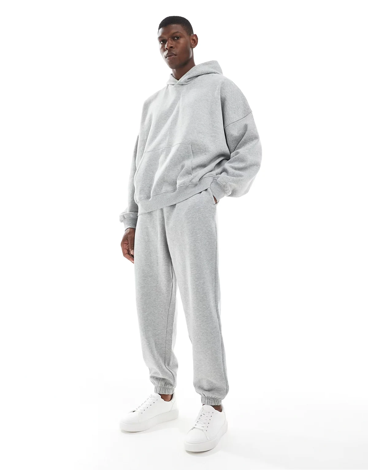 essentials relaxed sweatpants in heather gray