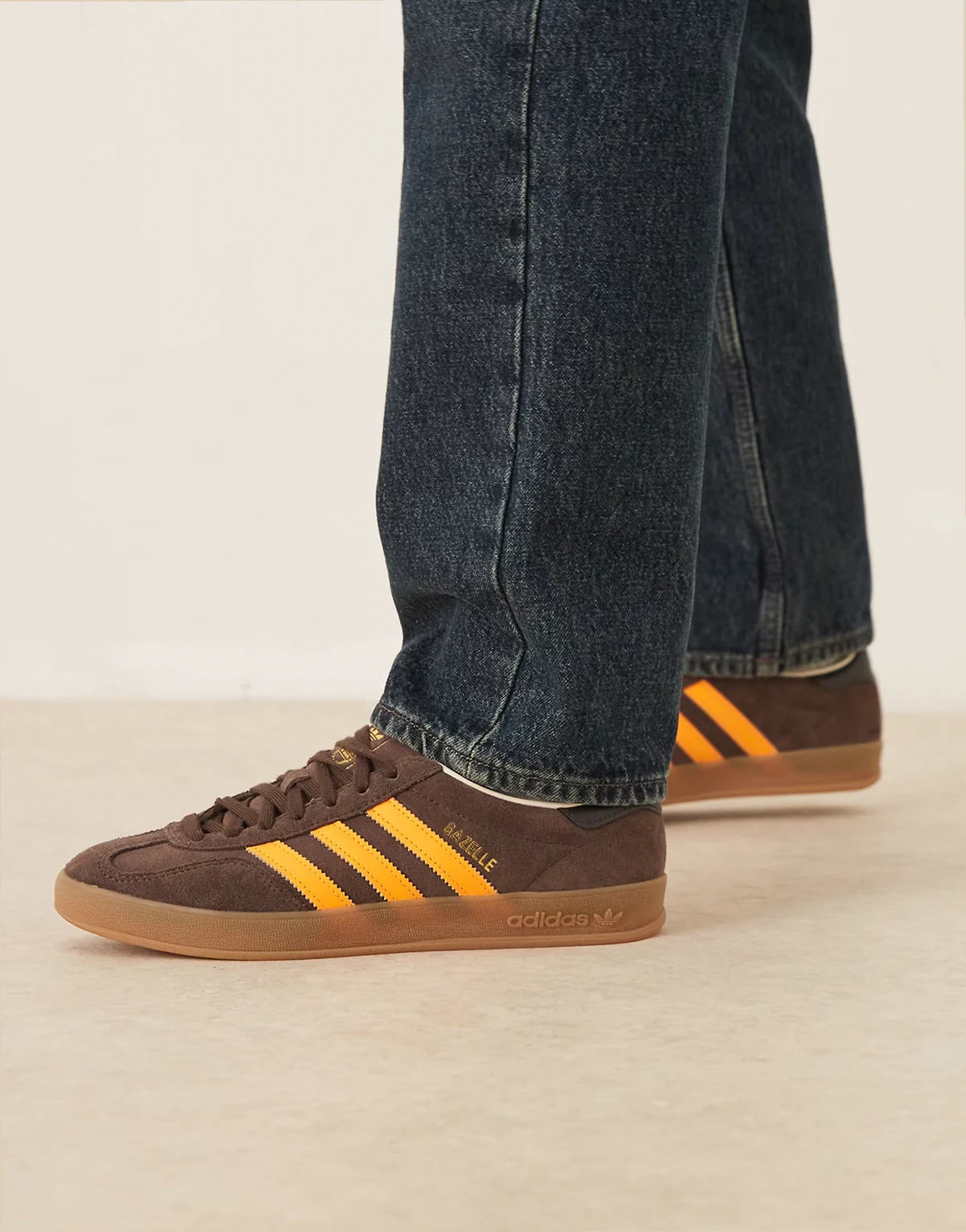 Gazelle Indoor sneakers in brown and orange