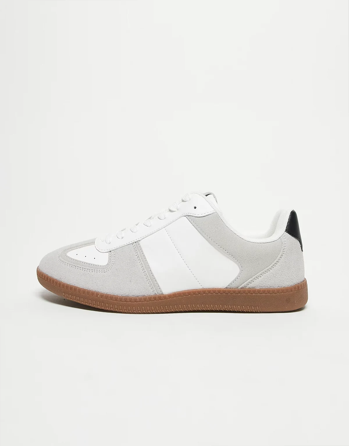 – Retro-Sneaker in Weiß mit Gummisohle