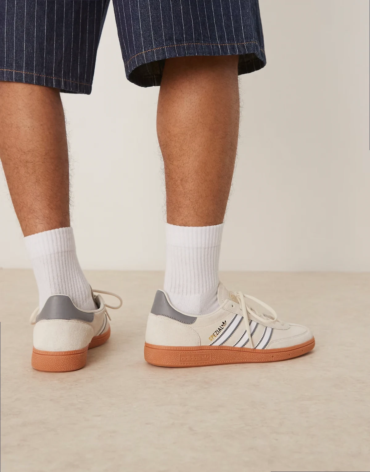 Handball Spezial sneakers in beige with gray detail