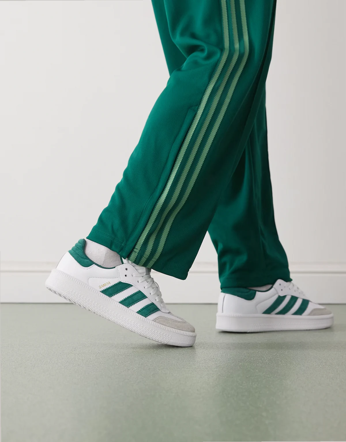 Samba XLG sneakers in white and green
