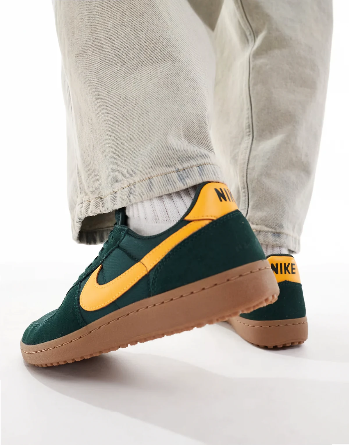Field General S&T sneakers in green and gold