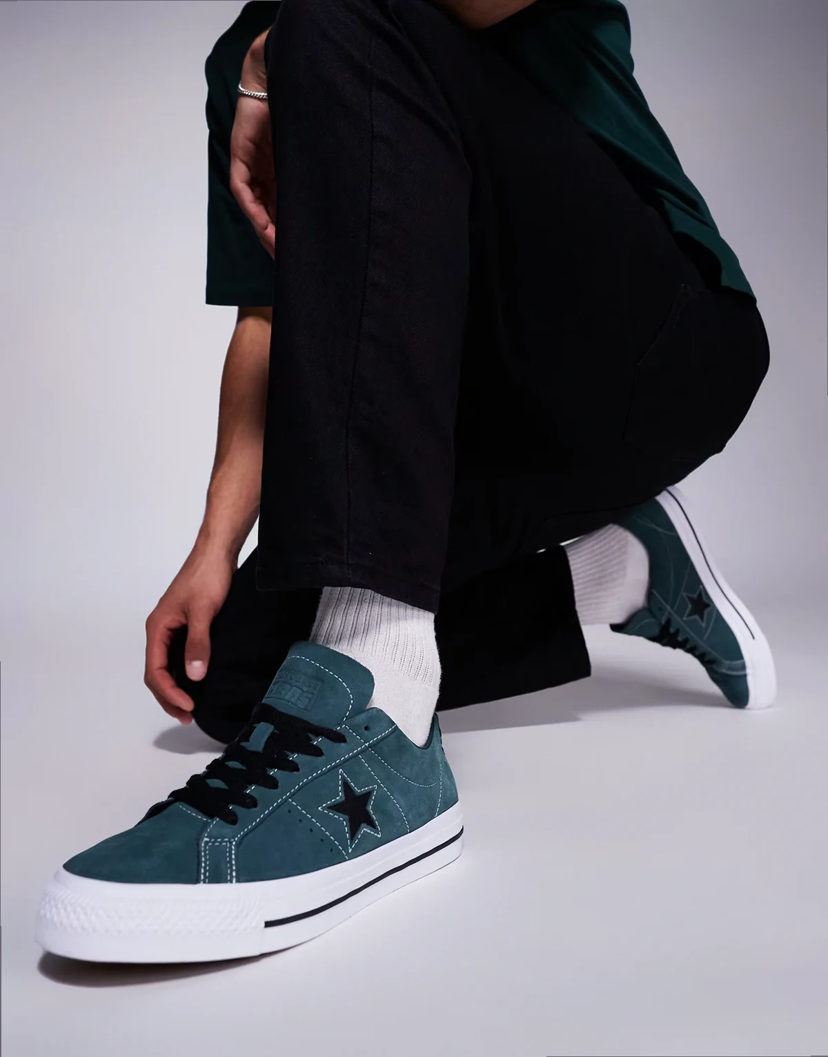 One Star Pro sneakers in dark green with black detail