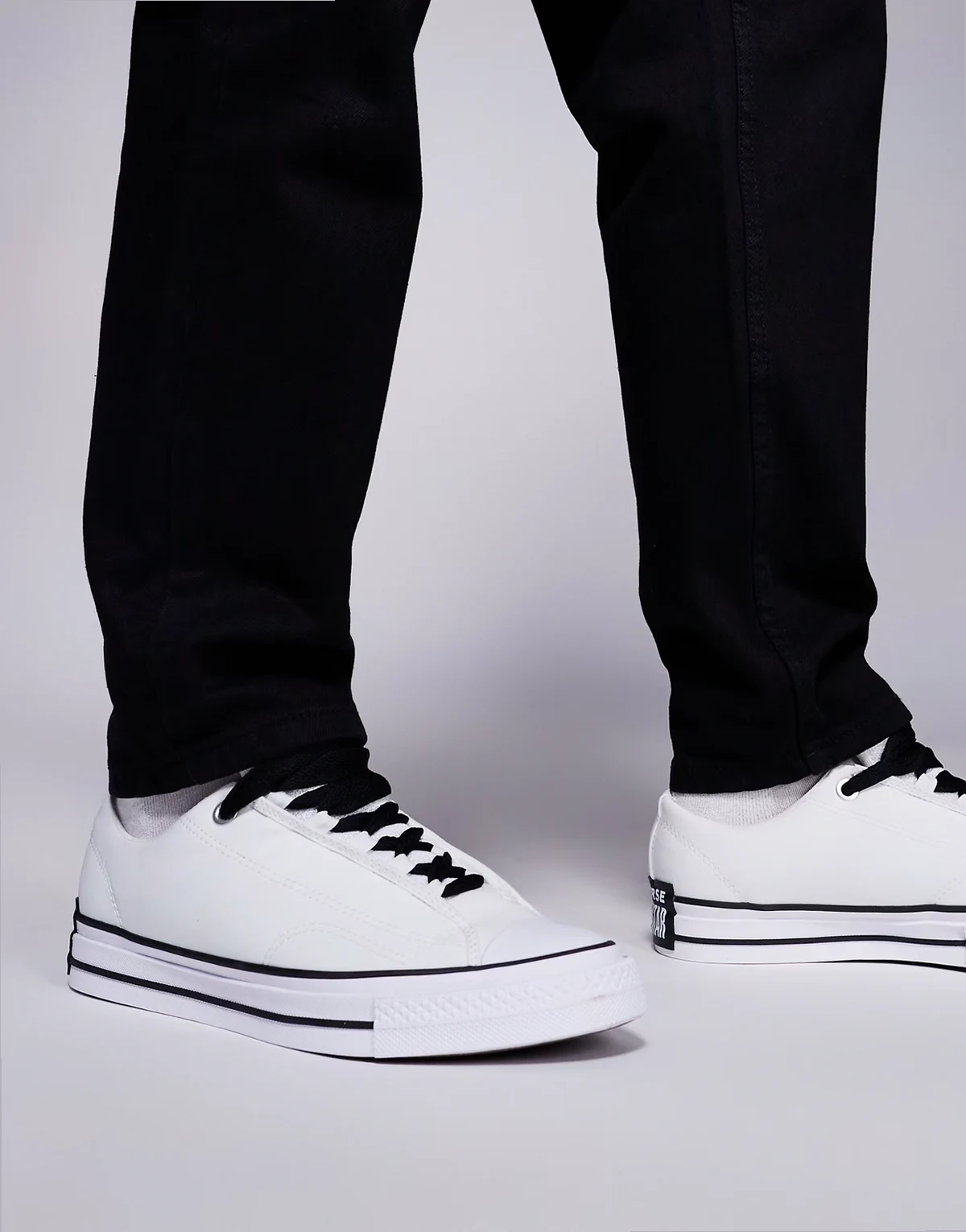 Puff Taylor sneaker in white with black detail