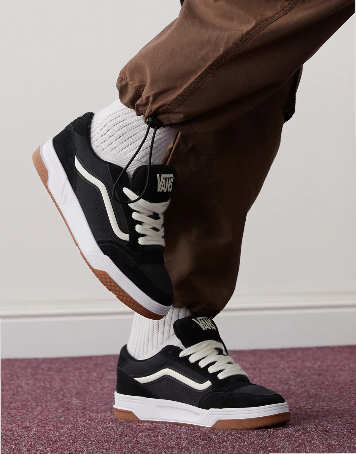 Hylane sneakers in nineties black
