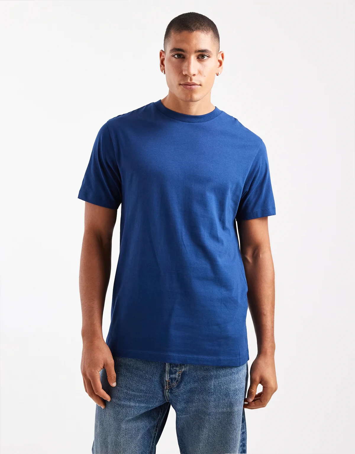 – Essentials – Niebieski T-shirt z okrągłym dekoltem