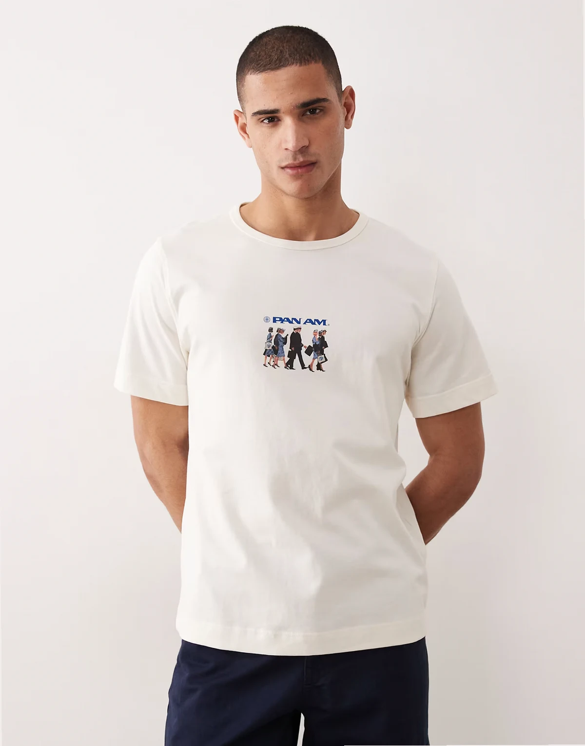 – T-Shirt in Cremeweiß mit Grafikprint auf der Brust