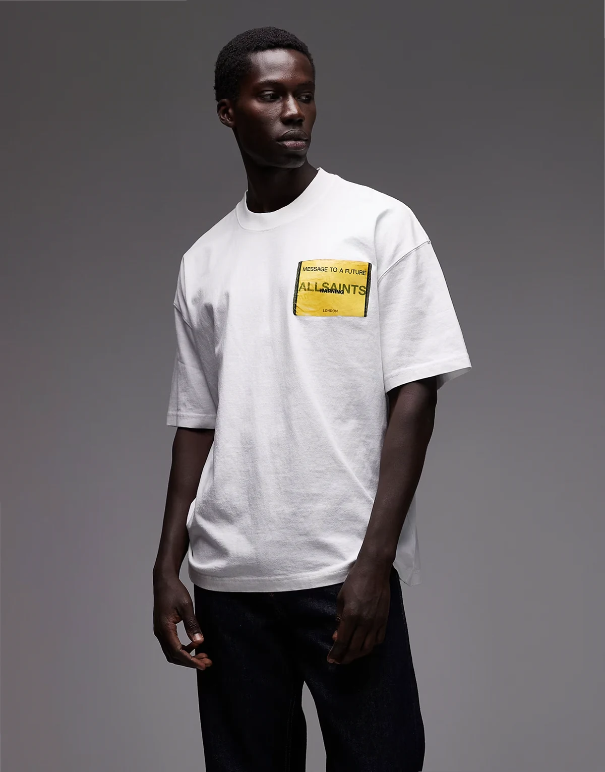 – T-Shirt in Weiß mit Grafikmotiv