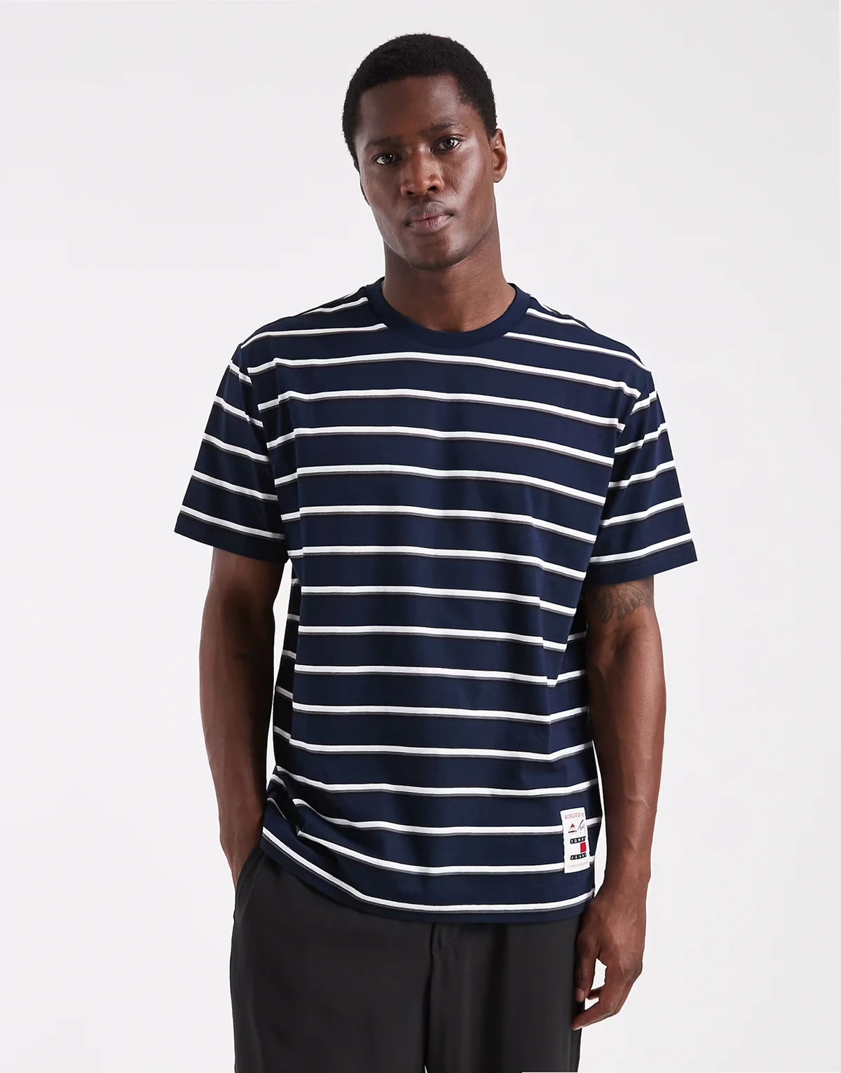 relaxed sprited T-shirt with label logo in navy