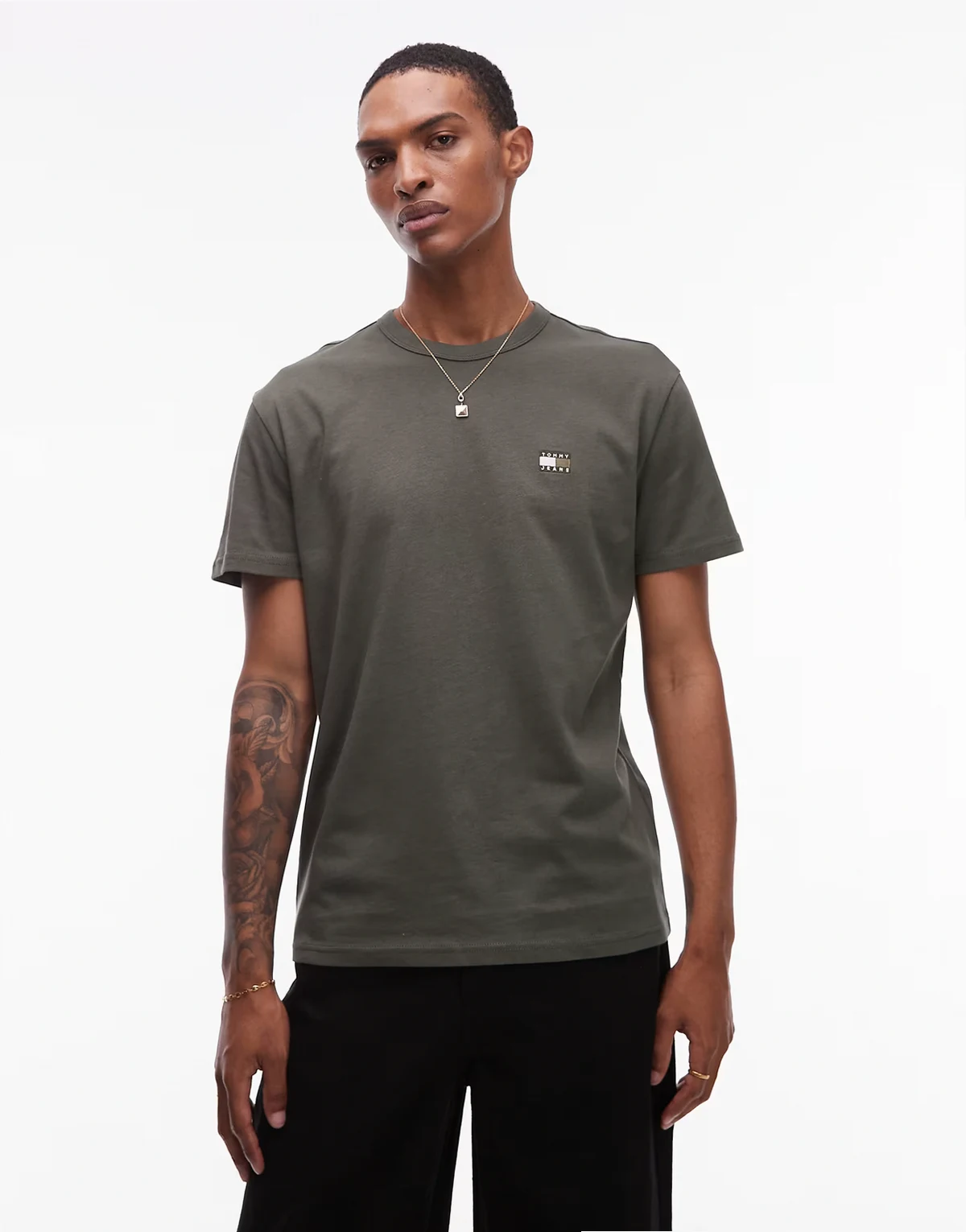 regular badge T-shirt in khaki green