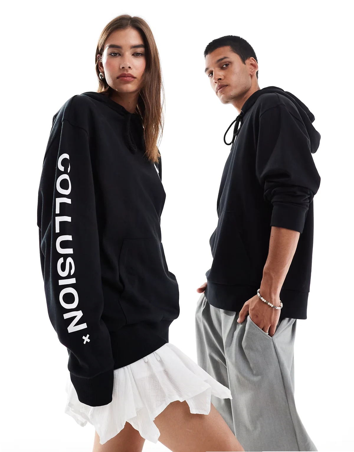 Unisex logo hoodie in black