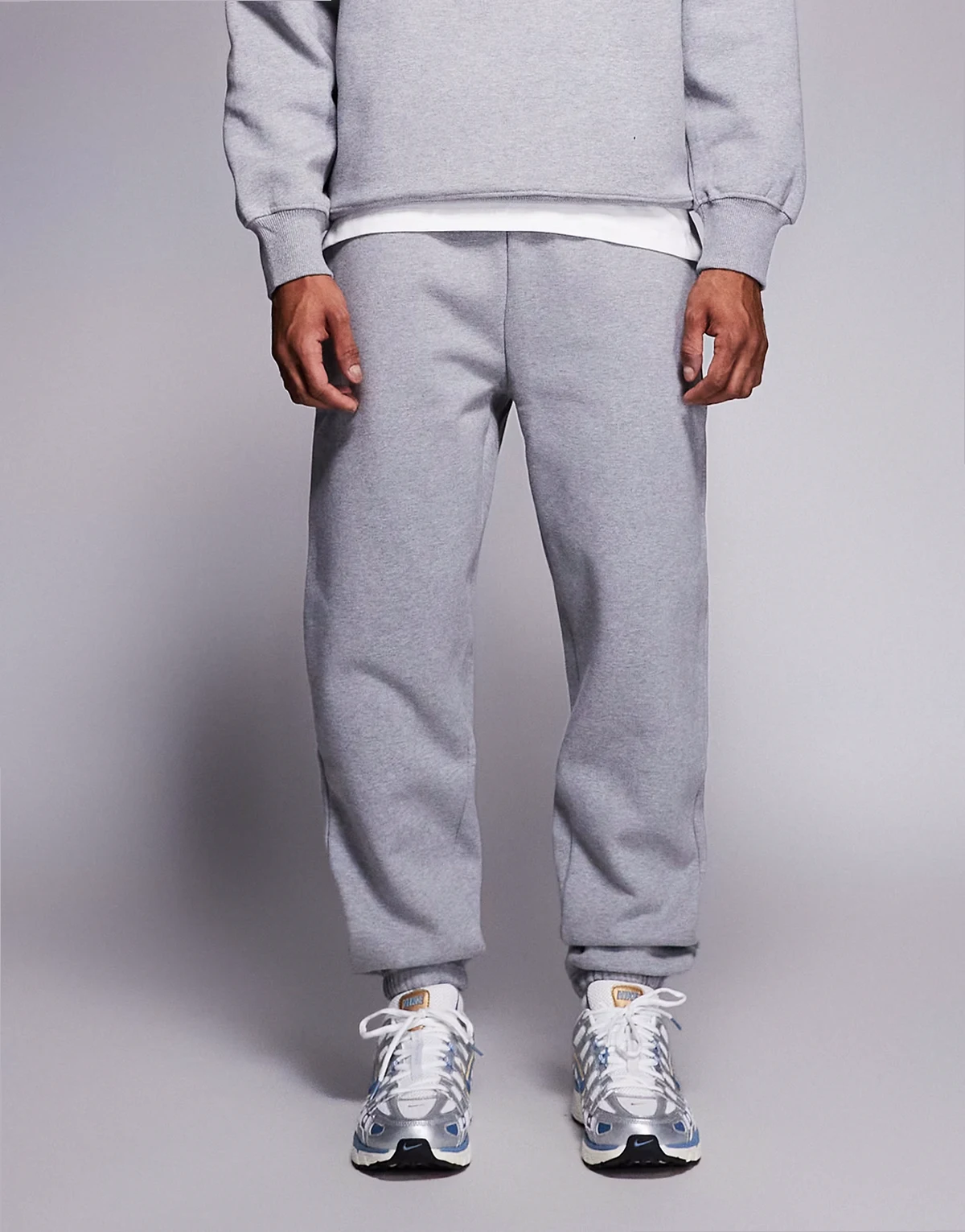 premium heavyweight tapered sweatpants in 400gsm heather gray