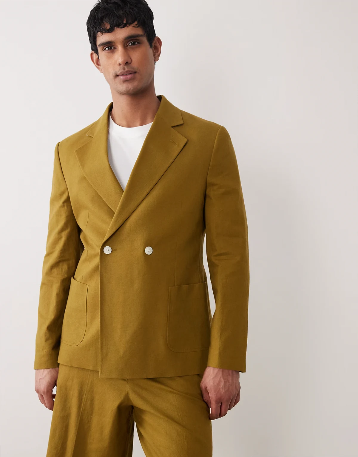 slim suit jacket in khaki linen blend