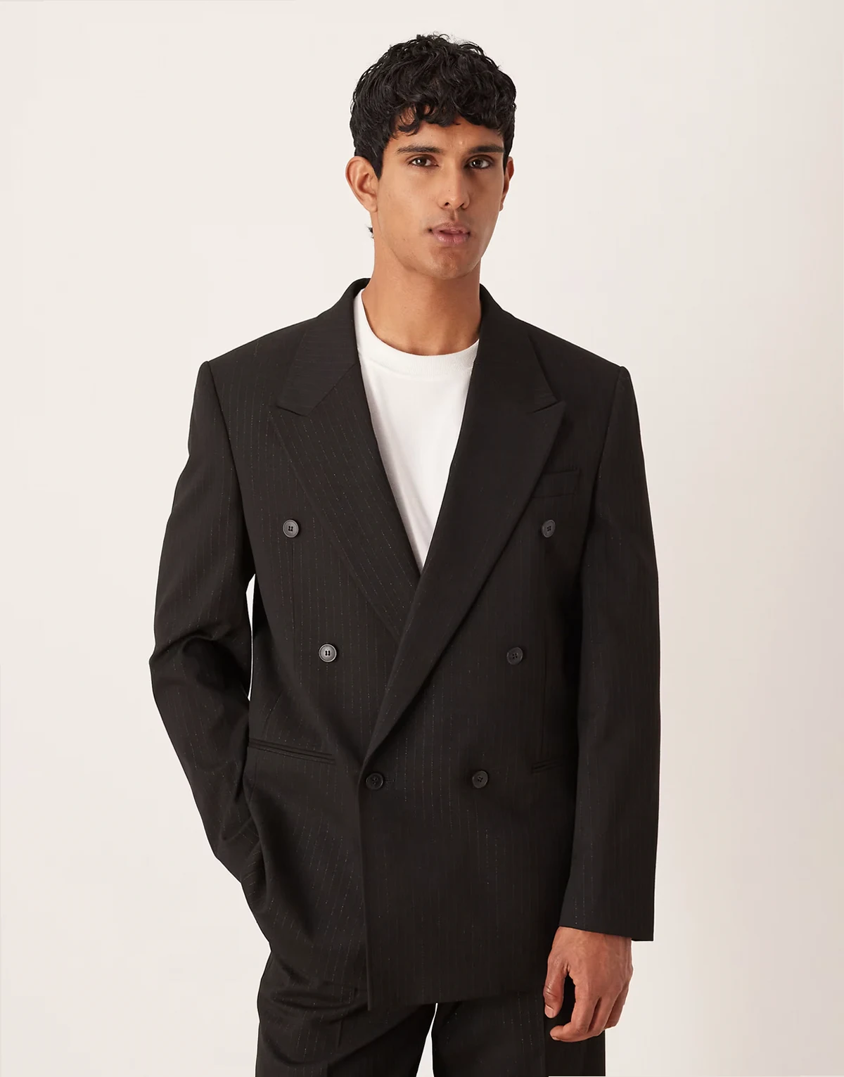 – Relaxed-Fit-Anzugjacke in Metallic-Schwarz mit Nadelstreifen