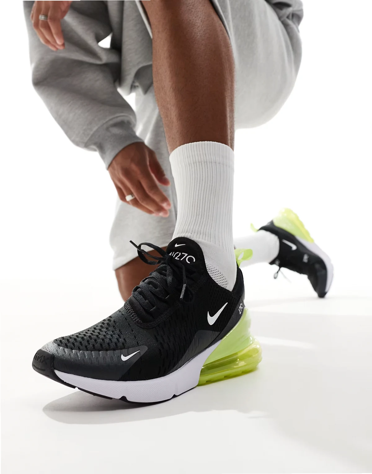 Air Max 270 sneakers in black and green