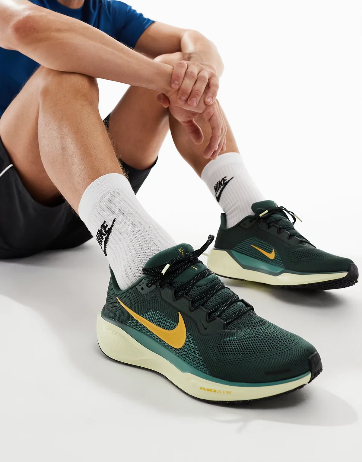 Air Zoom Pegasus 41 sneakers in green and yellow
