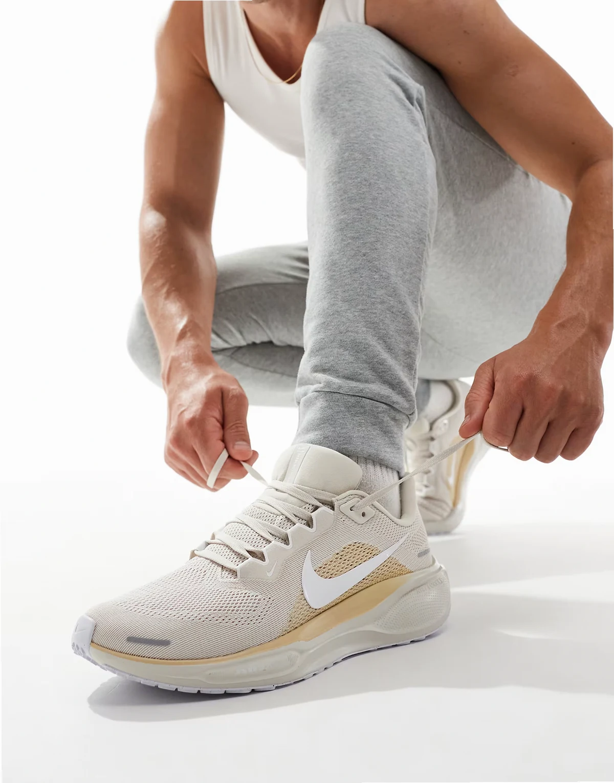 Air Zoom Pegasus 41 sneakers in off white