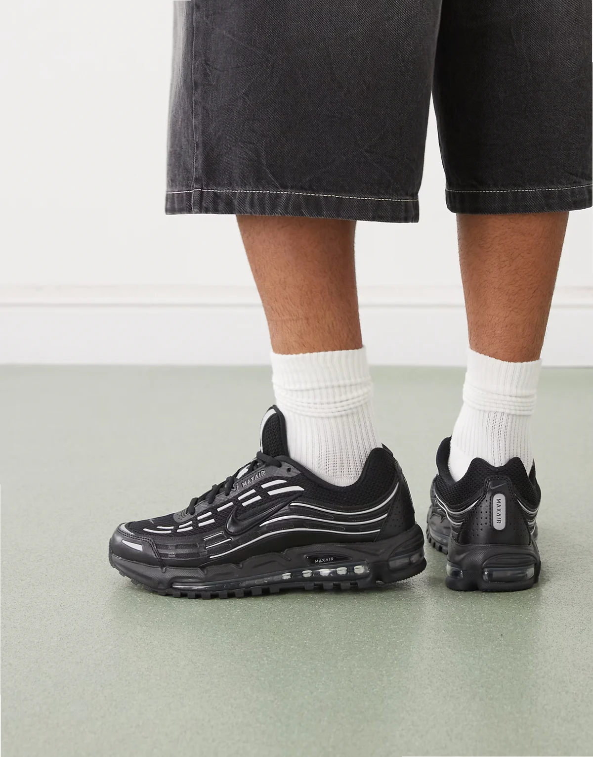 Air Max TL 2.5 sneakers in triple black