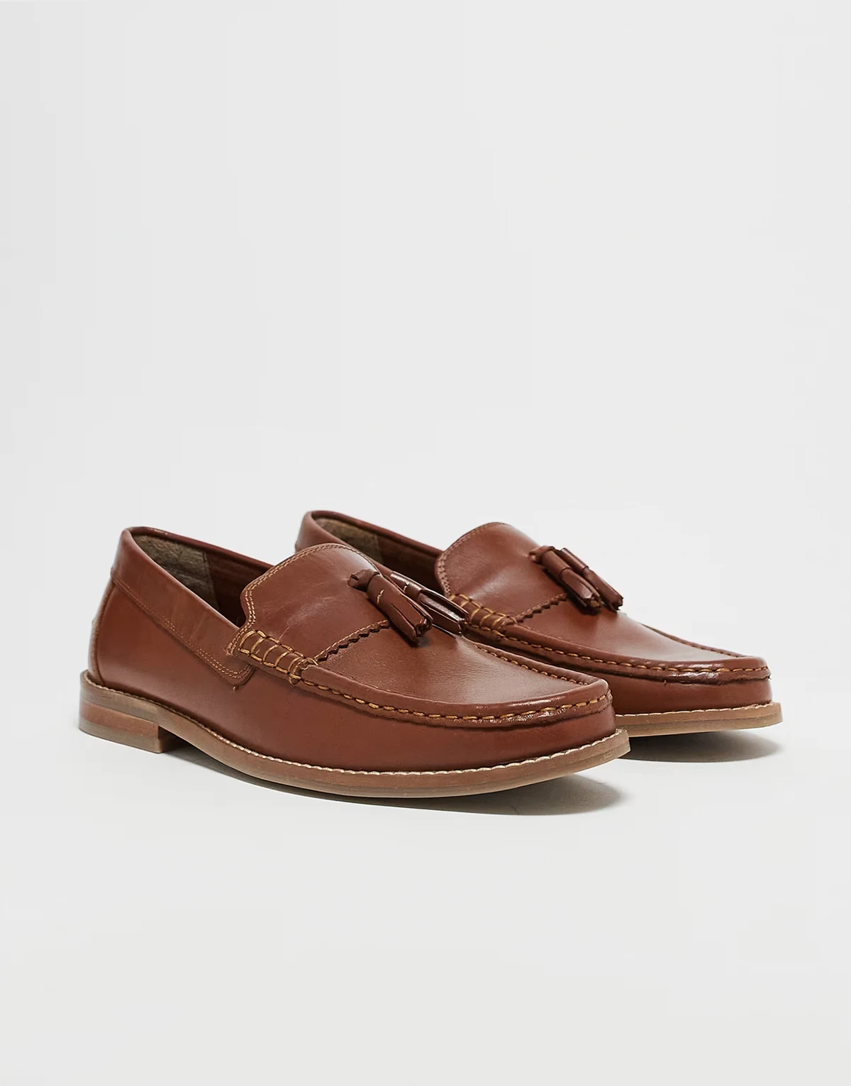 – Tasselloafer aus hellbraunem Leder mit Natursohle