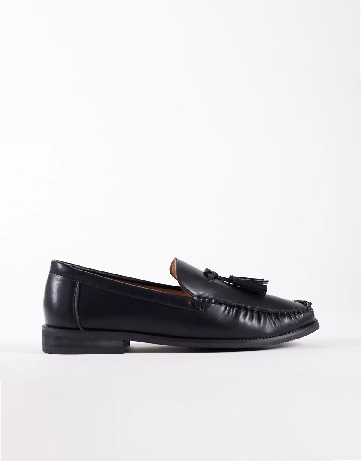 Hero tassel loafers in matt black PU