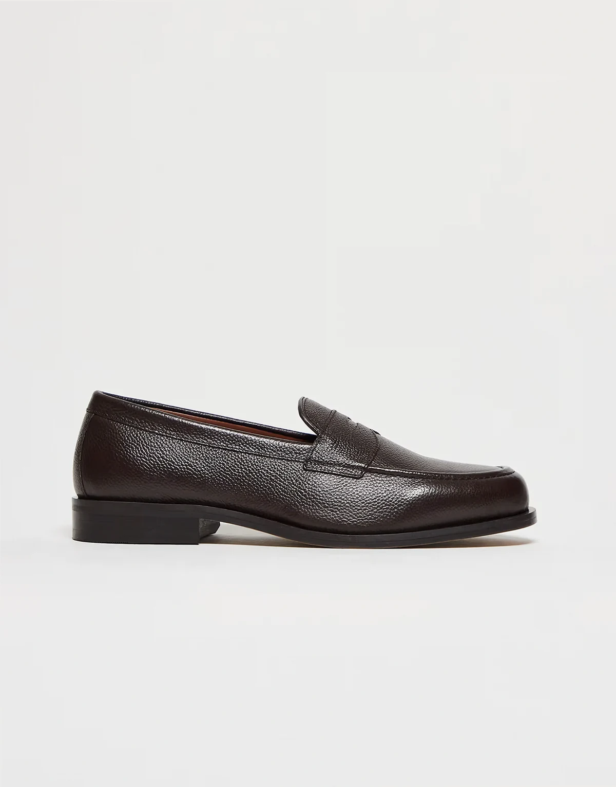 – Loafer aus genarbtem Leder in Braun