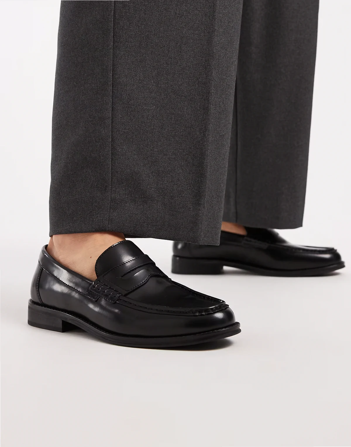 – Penny-Loafer aus Leder in Schwarz