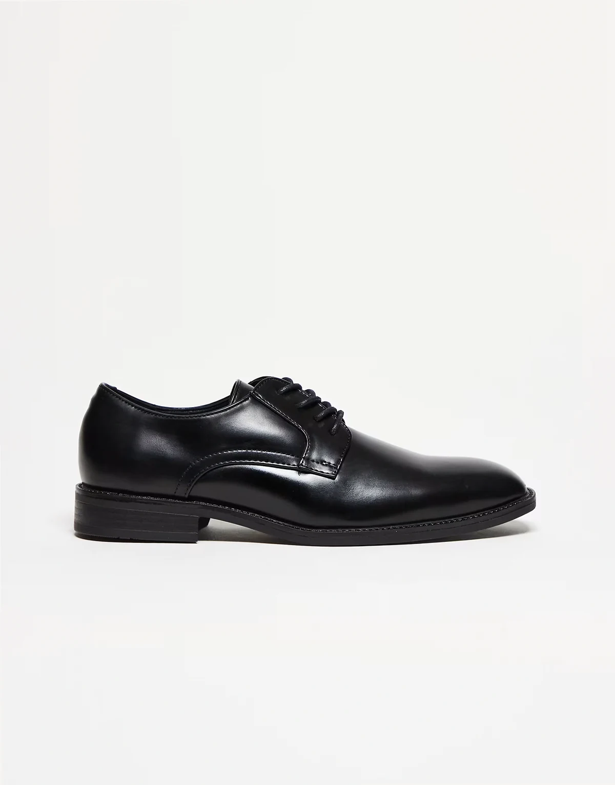– Elegante Derby-Schnürschuhe in Schwarz
