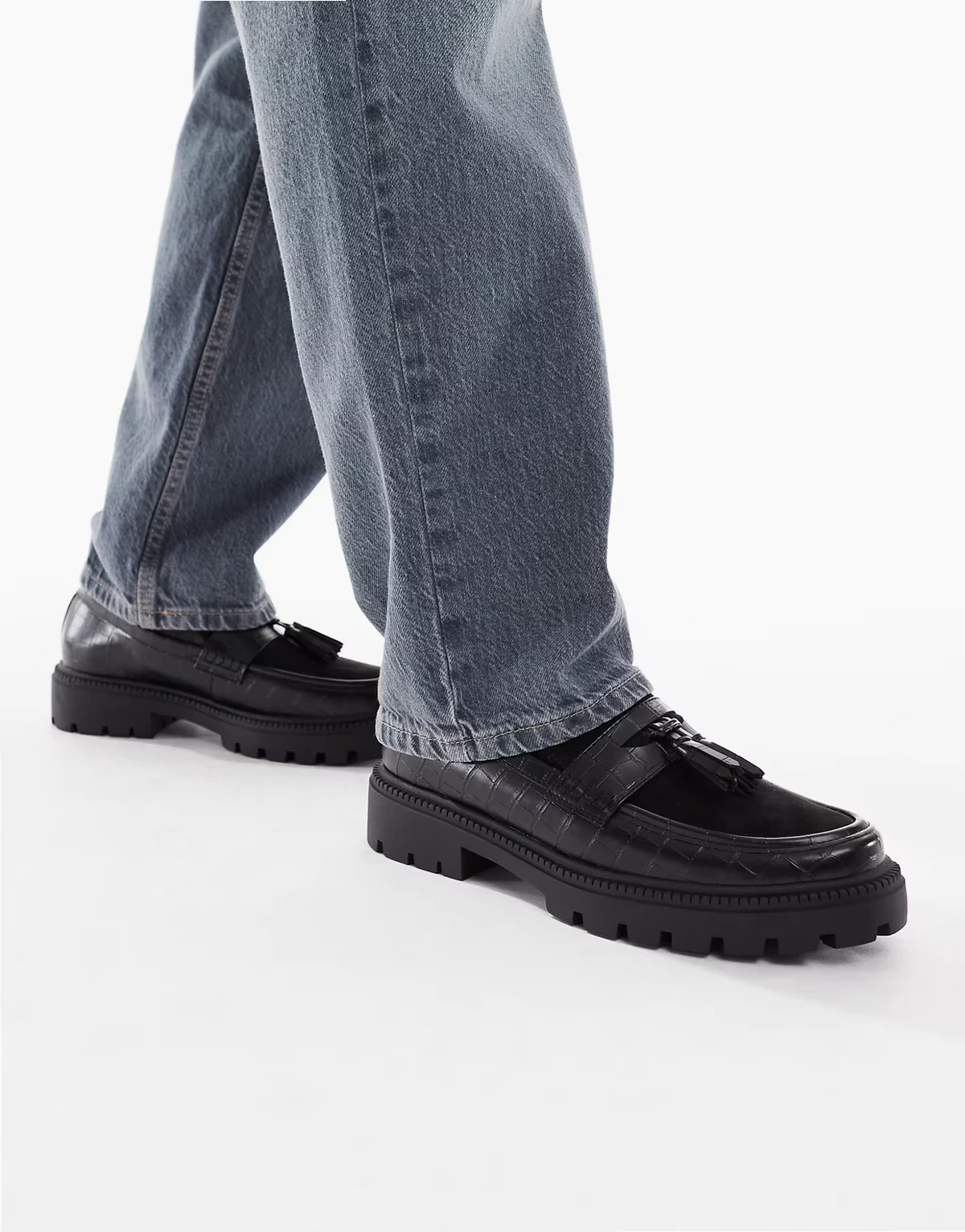 – Schwarze Kroko-Loafer aus Kunstleder mit Quastenverzierung