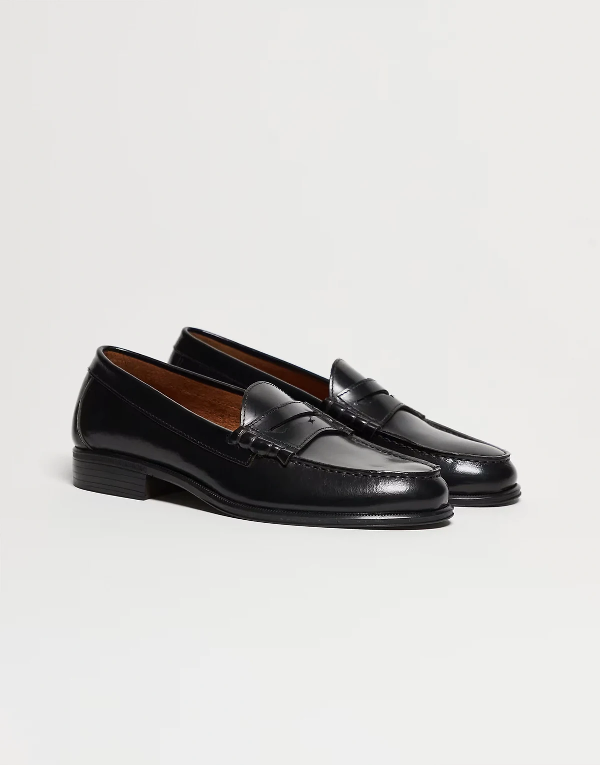 – Made in Portugal – Loafer aus Leder in Schwarz