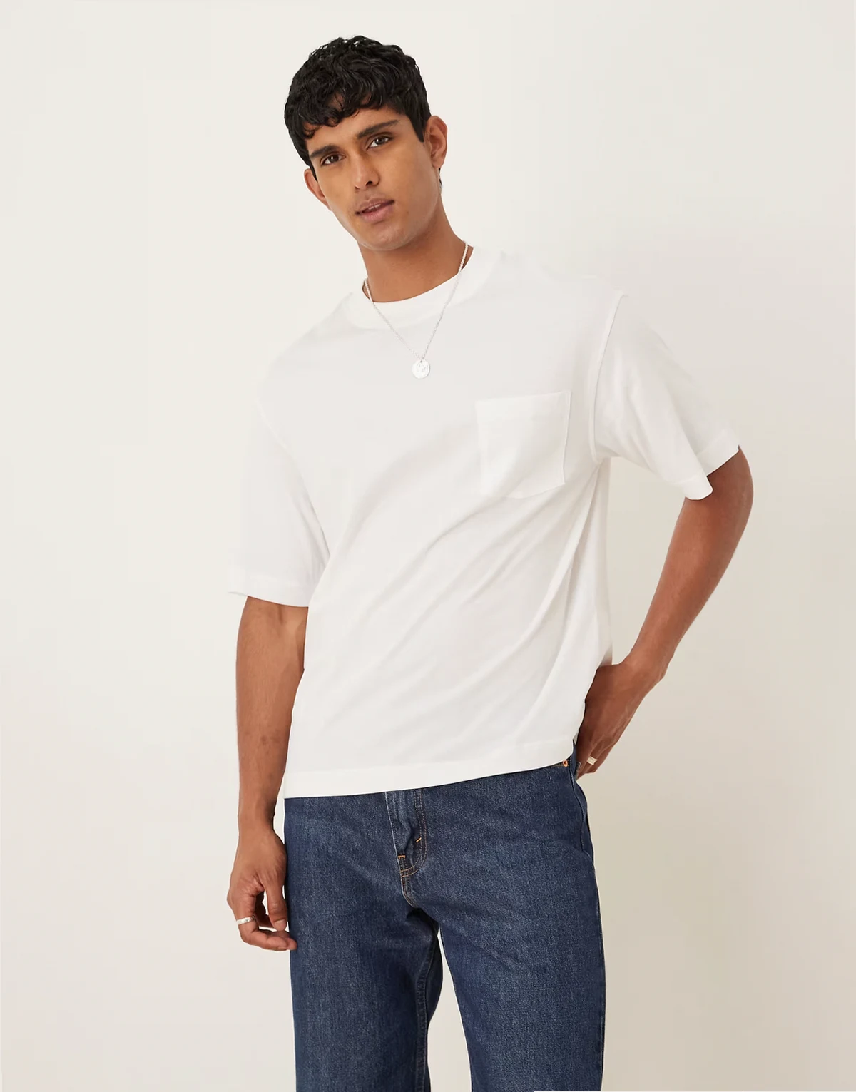 – Bawełniany T-shirt w naturalnym kolorze