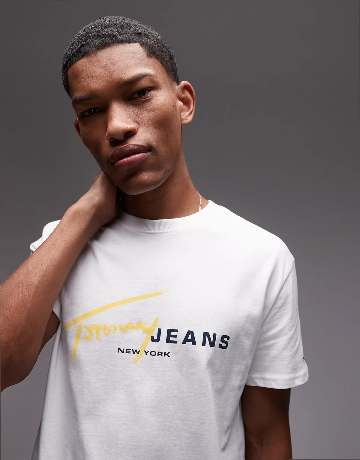 signature logo t-shirt in white and yellow