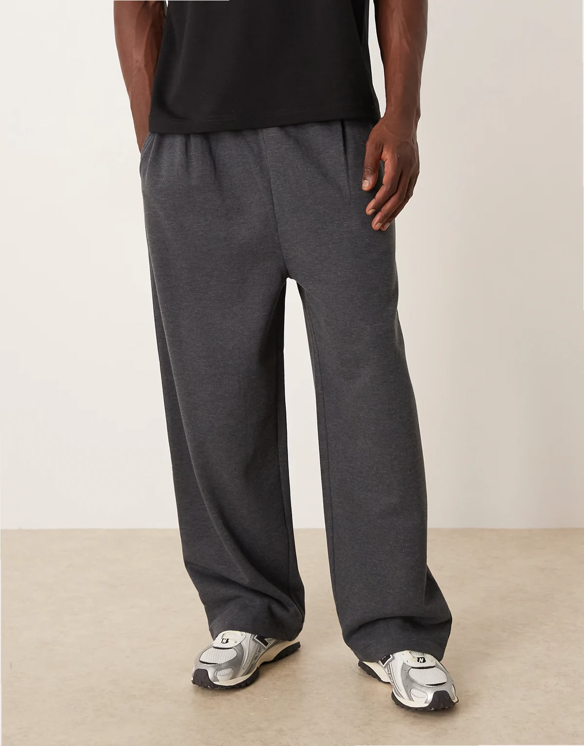 wide leg sweatpants with pleats in charcoal