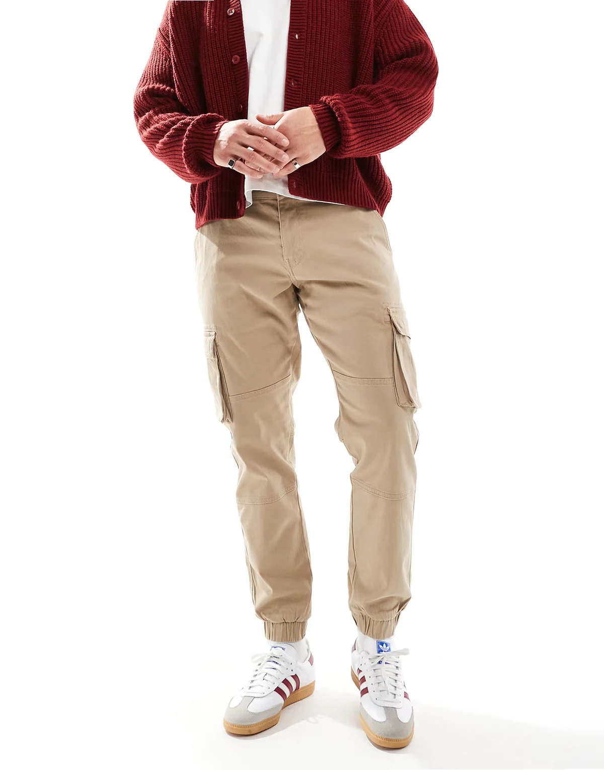 cuffed cargo pants in slim fit stone