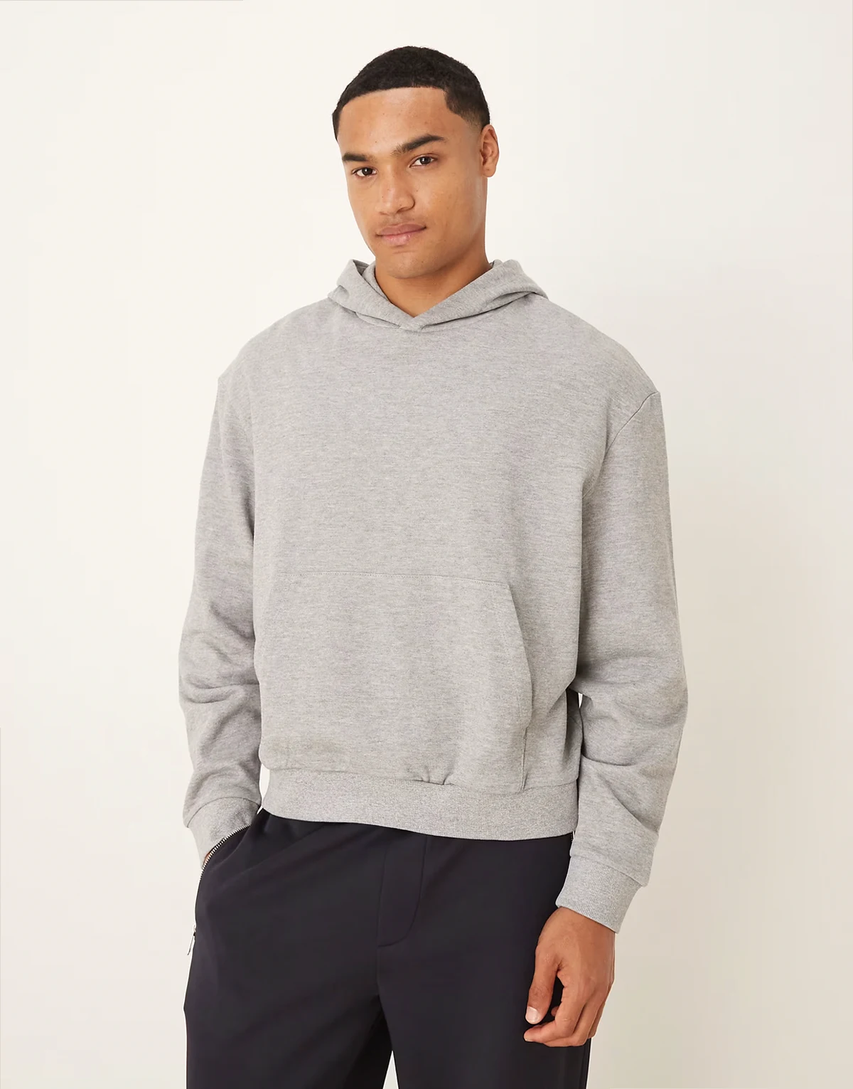 boxy relaxed hoodie in gray