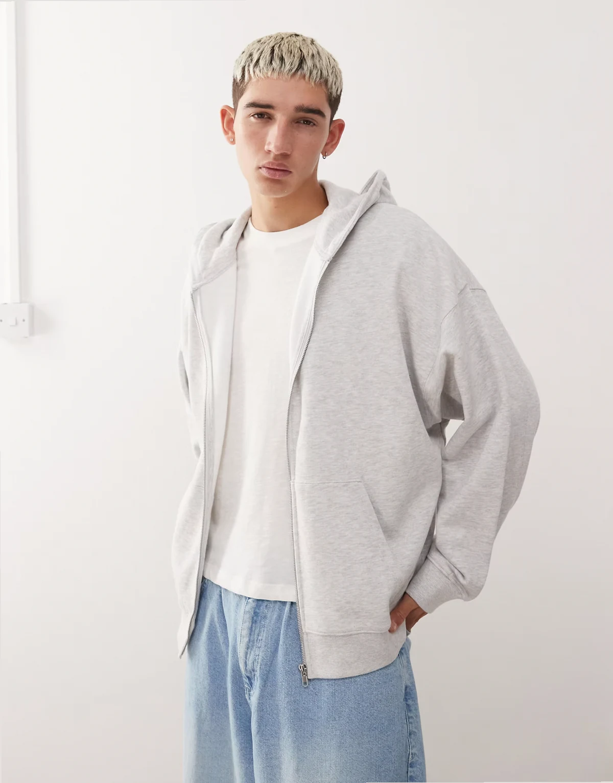 zip up hoodie in gray heather