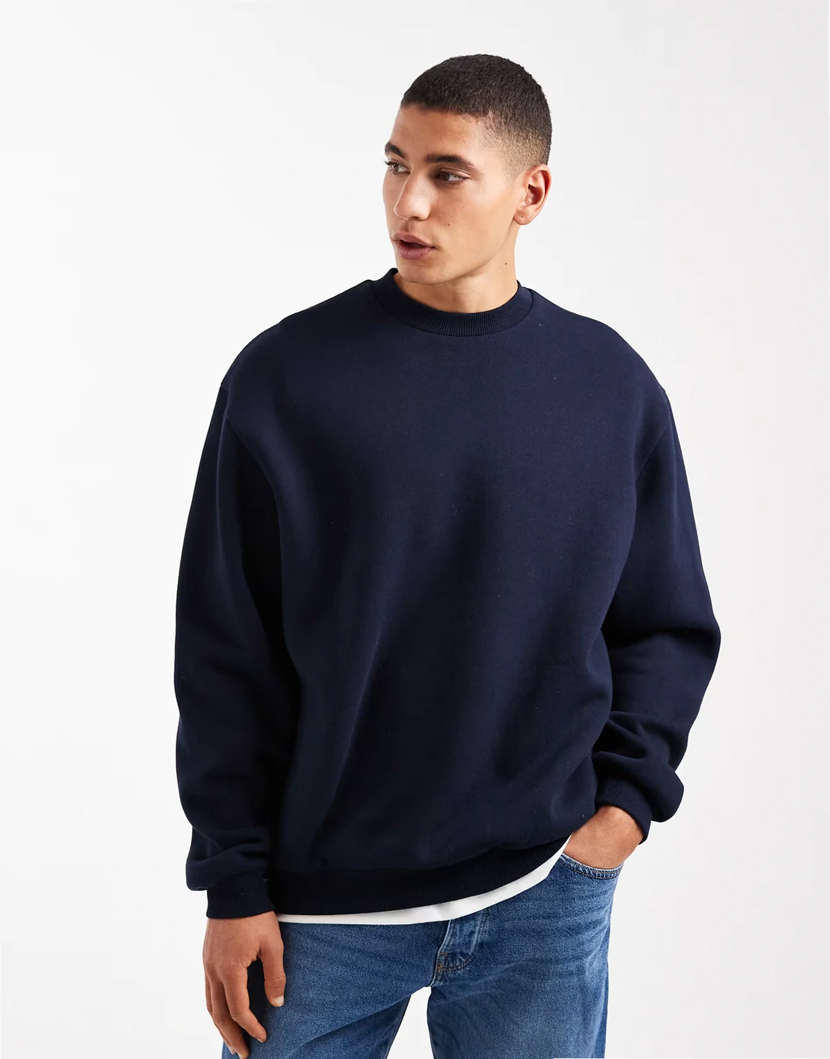 – Essentials – Granatowa bluza kroju oversize