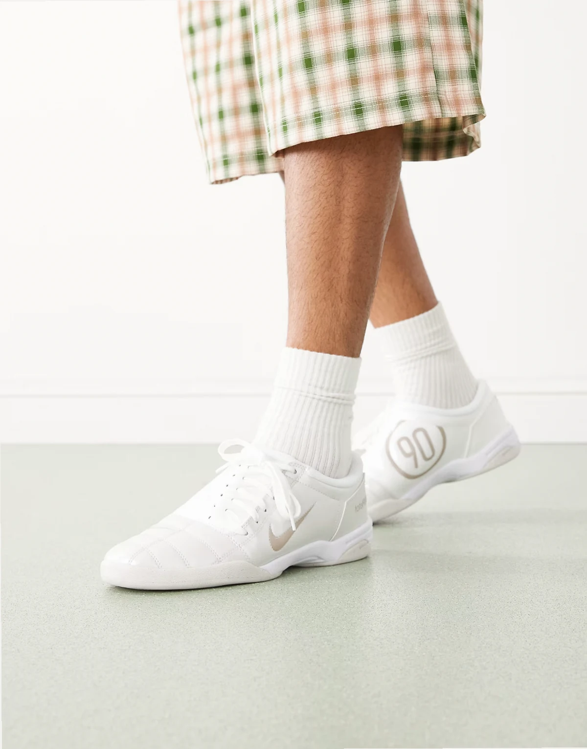 T90 sneakers in silver