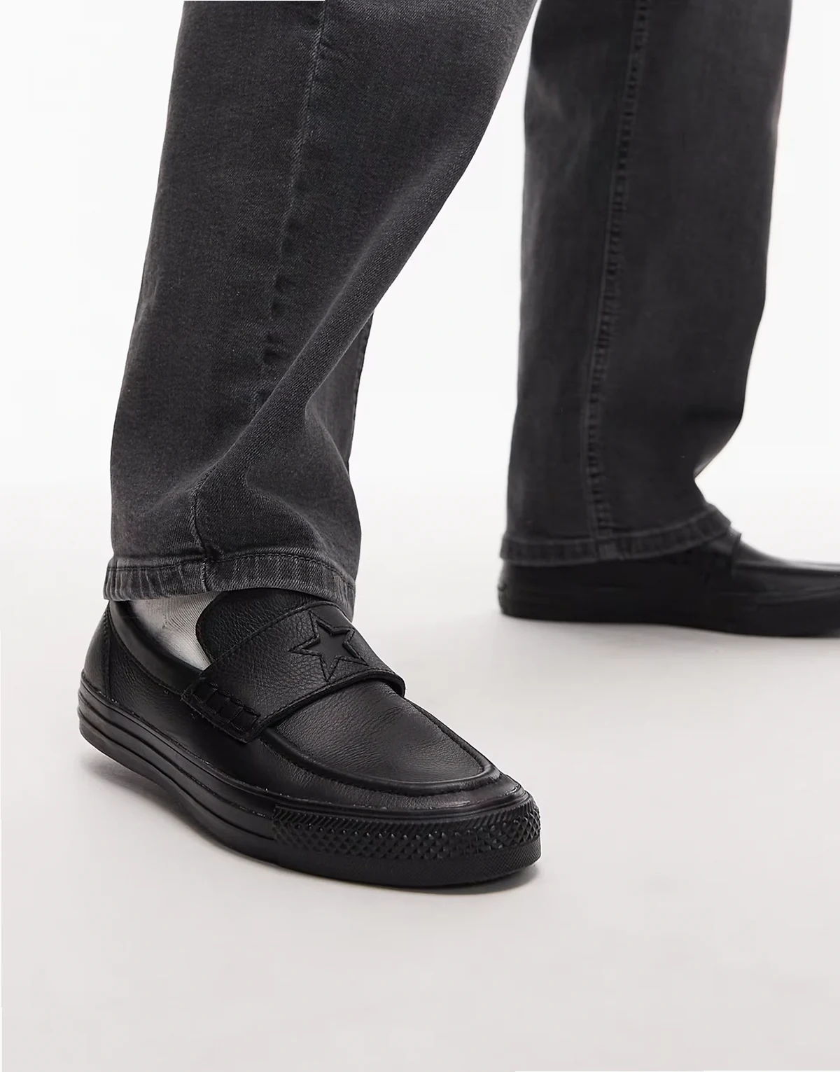 Chuck Taylor All Star loafers in black