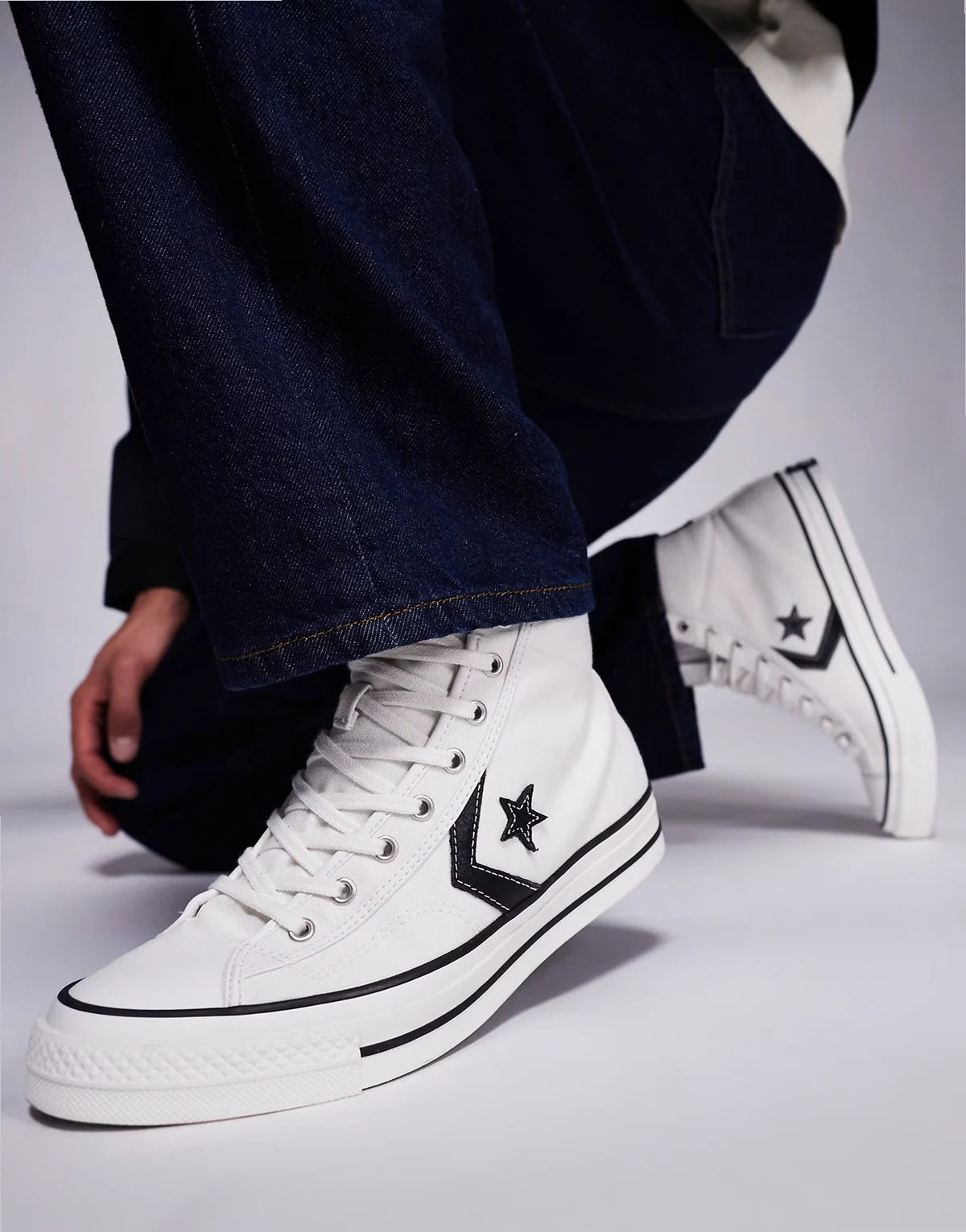 Star Player 76 Hi sneakers in white and black detail