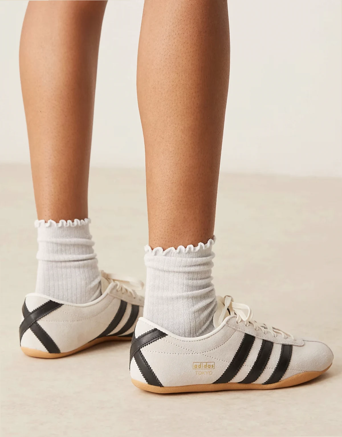 Tokyo sneakers in white