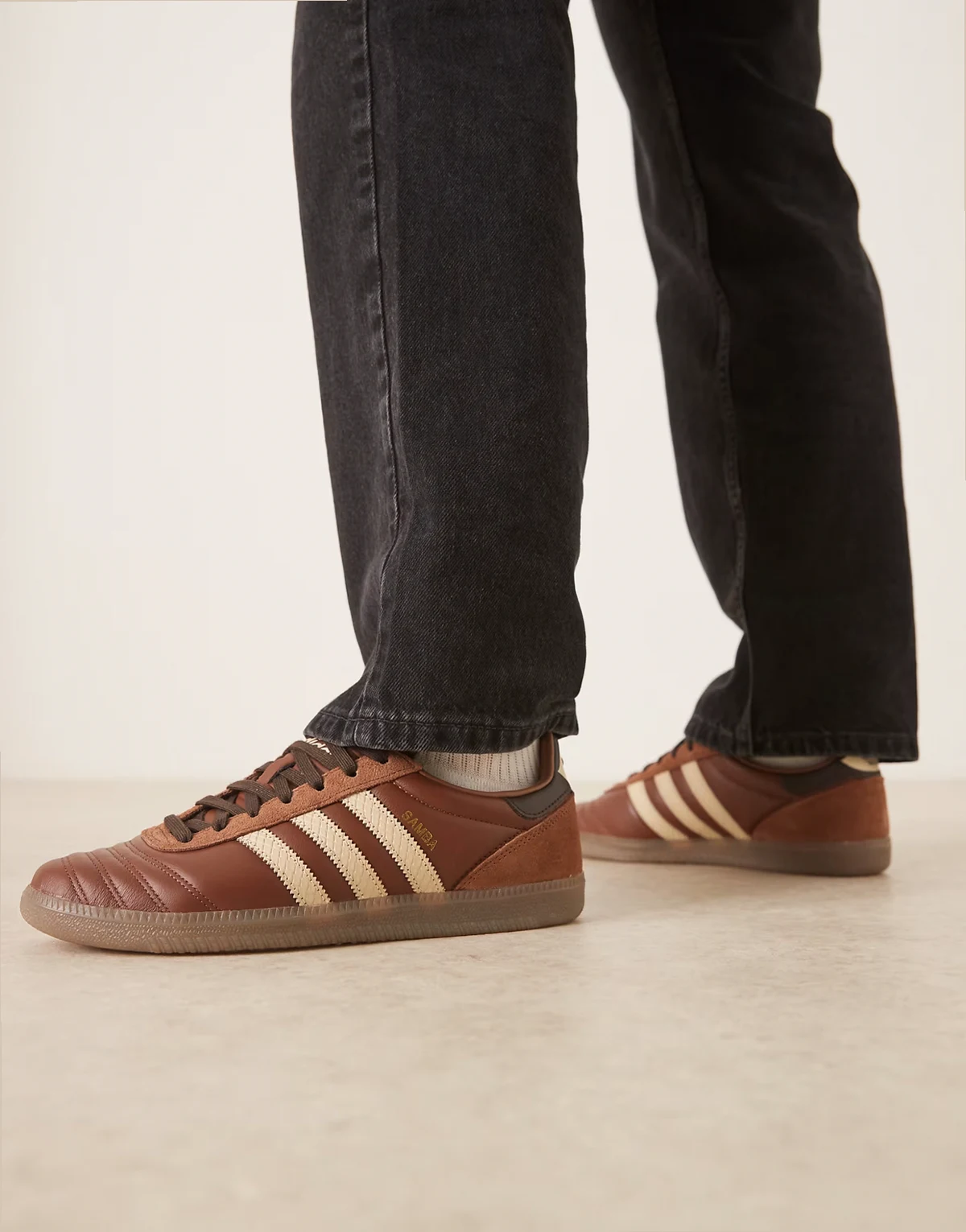 Samba JP sneakers in brown