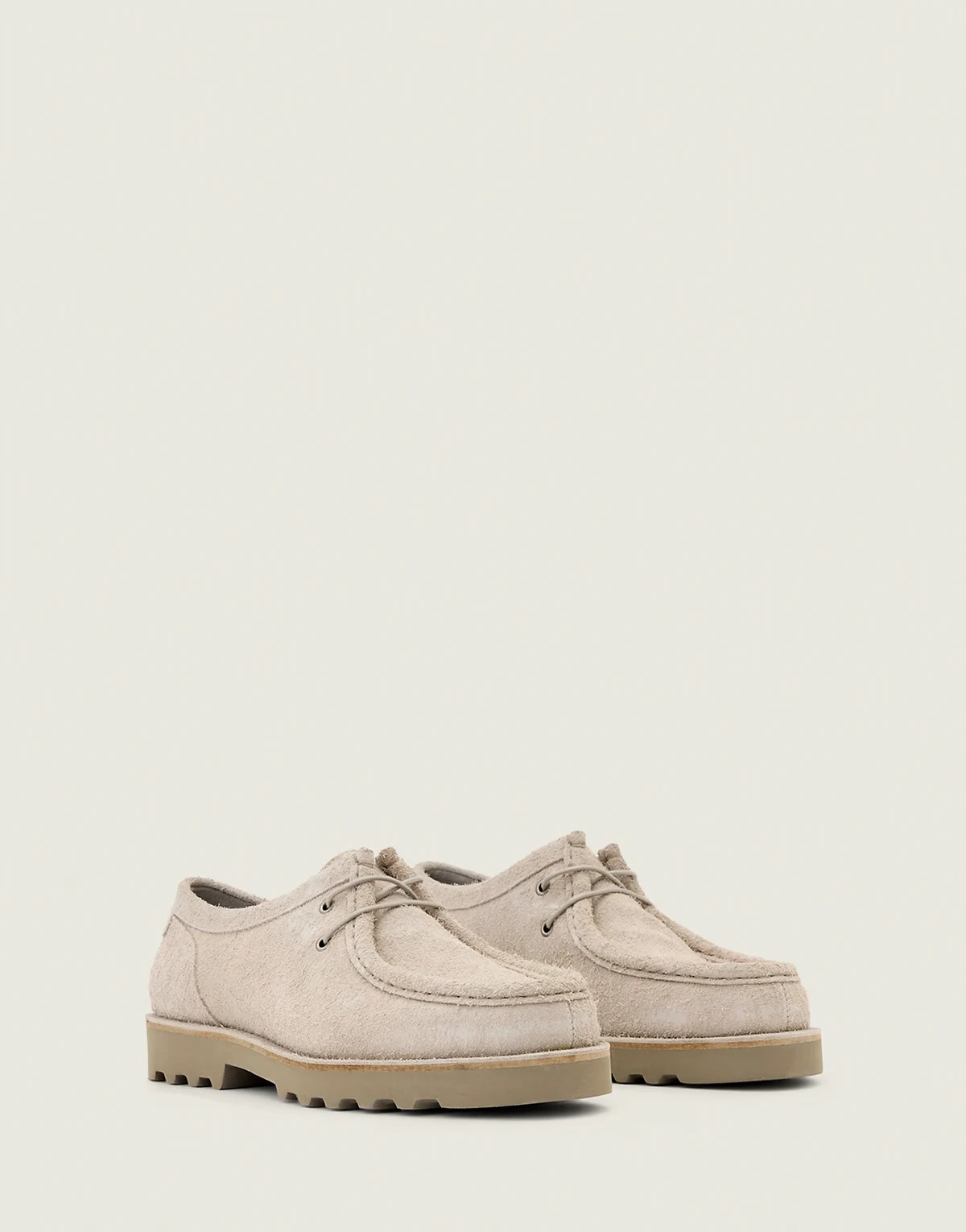 – Skiff – Geschnürte Bootsschuhe aus Leder in Braun mit Kuhfellmuster